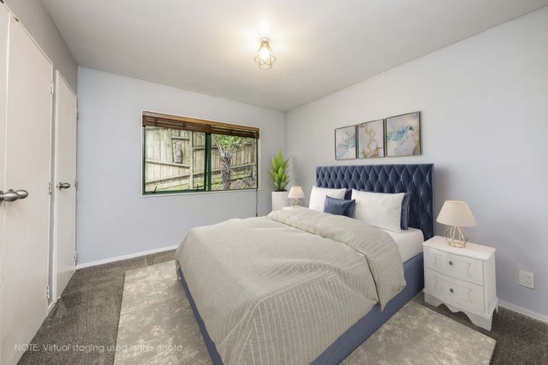 Photo of property in 2/21 Contessa Drive, Glenfield, Auckland, 0629