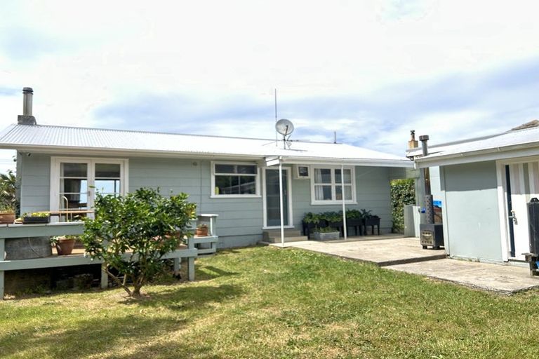 Photo of property in 45 Moana Road, Okitu, Gisborne, 4010
