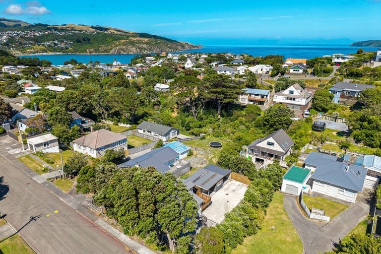 Photo of property in 41 Thornley Street, Titahi Bay, Porirua, 5022