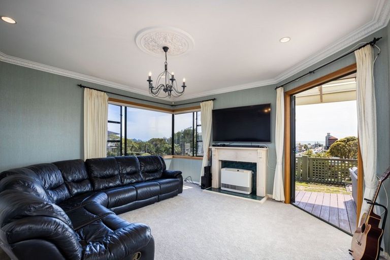 Photo of property in 87 Eliot Street, New Plymouth, 4310