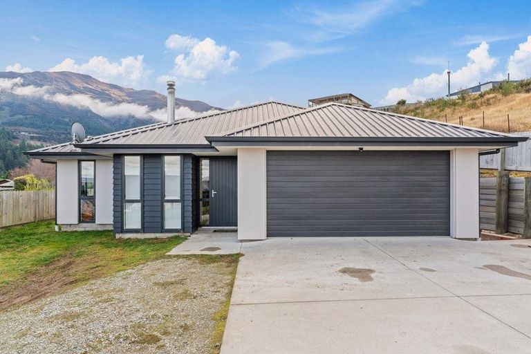 Photo of property in 43b Hewson Crescent, Lake Hawea, Wanaka, 9382