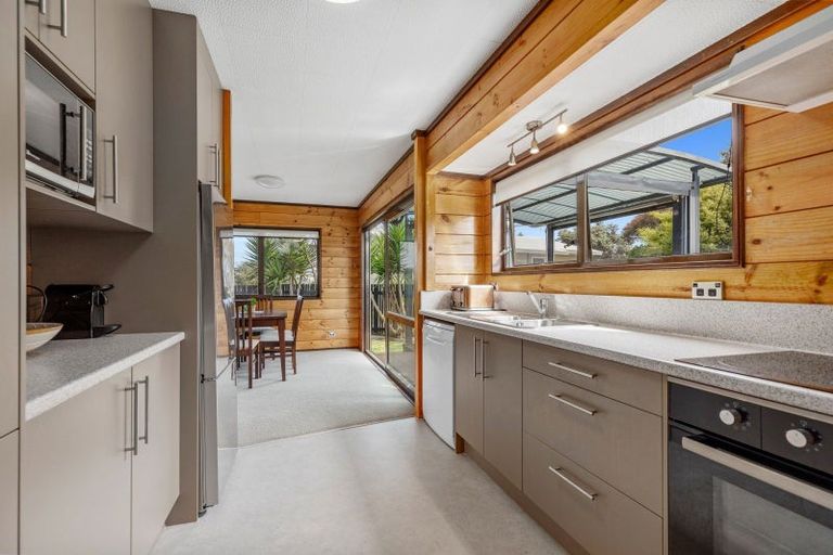 Photo of property in 41 Topaz Drive, Papamoa Beach, Papamoa, 3118