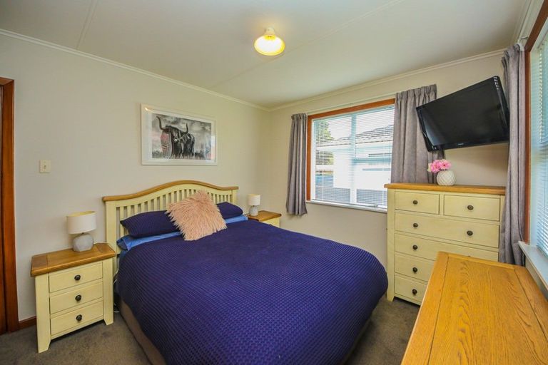 Photo of property in 30 Hadfield Crescent, College Estate, Whanganui, 4500