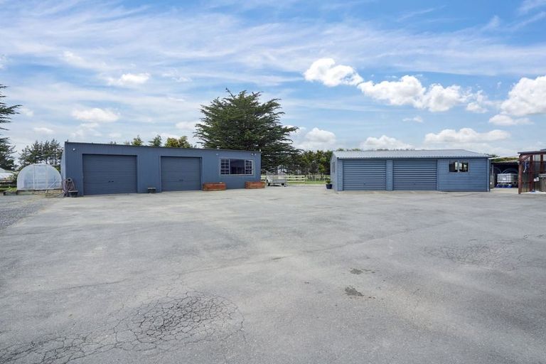 Photo of property in 381 Bay Road, West Plains, Invercargill, 9879