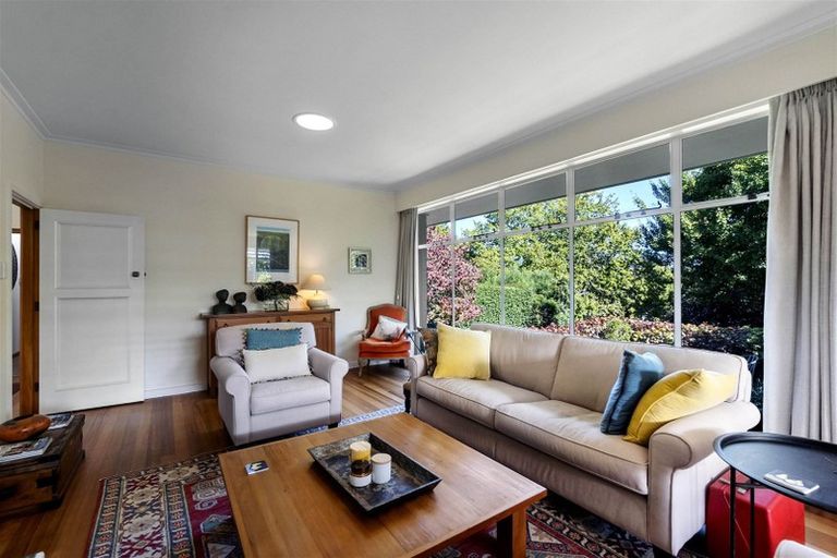 Photo of property in 6 Woodstock Road, Fairfield, Hamilton, 3214