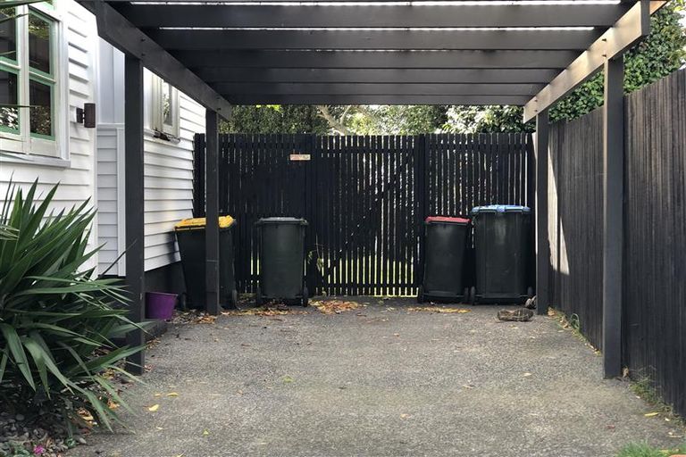 Photo of property in 49 Alverston Street, Waterview, Auckland, 1026