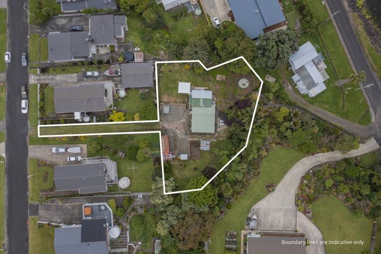 Photo of property in 13 Firth View Road, Te Puru, Thames, 3575