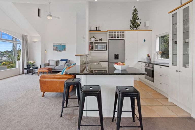 Photo of property in 3/14 Inga Road, Milford, Auckland, 0620