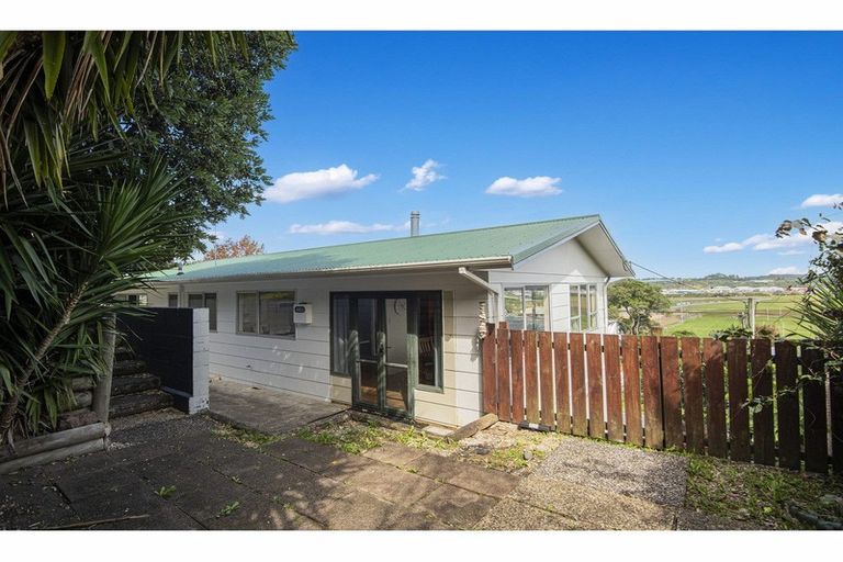 Photo of property in 25 Tanekaha Drive, Parahaki, Whangarei, 0112