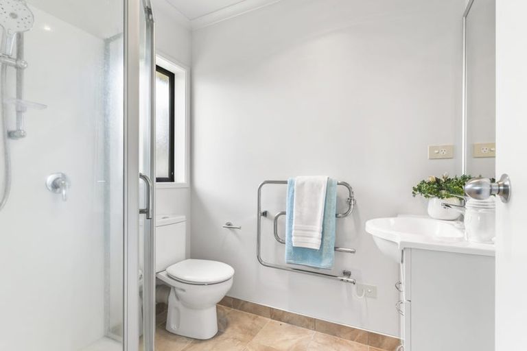 Photo of property in 36 Ranchod Terrace, Pukekohe, 2120