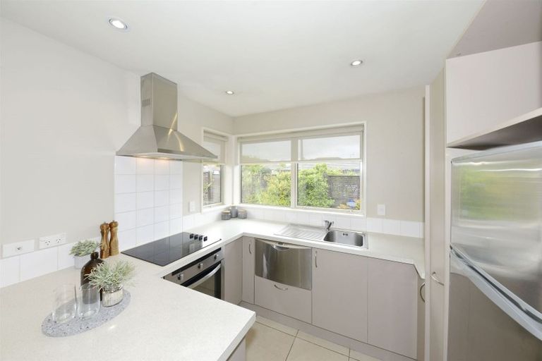 Photo of property in 3 Munro Street, Redwood, Christchurch, 8051