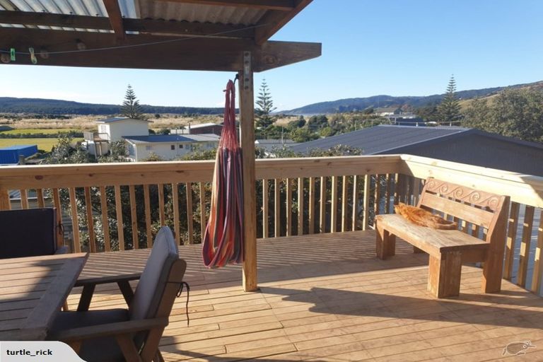 Photo of property in 19 Westside Road, Port Waikato, Tuakau, 2695