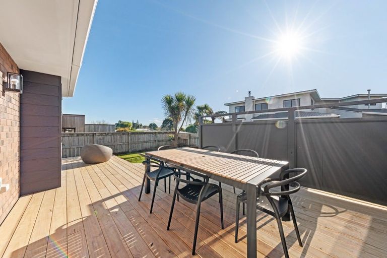 Photo of property in 620b South Road, Oakura, 4314