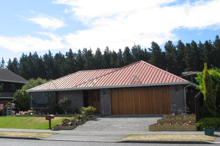 Photo of property in 161 Royal Park Drive, Parklands, Christchurch, 8083