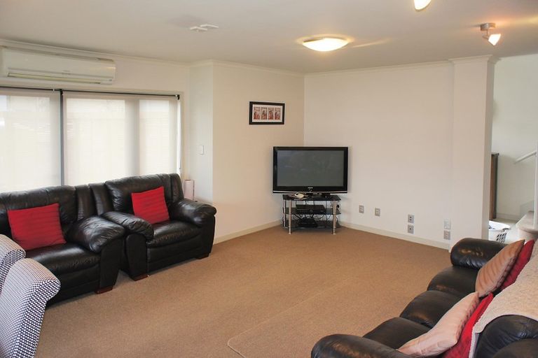 Photo of property in 17d Pakuranga Road, Pakuranga, Auckland, 2010