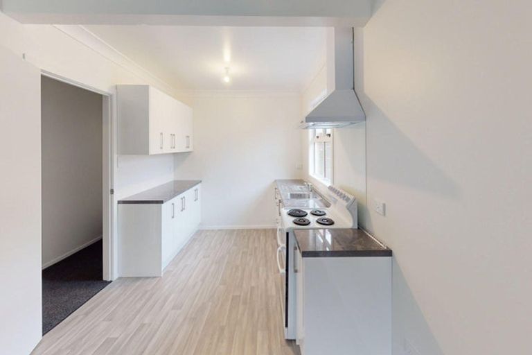 Photo of property in 12 Larsen Court, Roslyn, Palmerston North, 4414