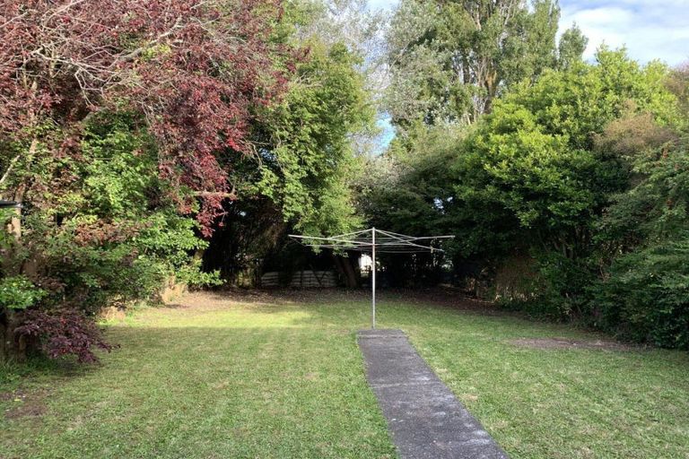 Photo of property in 7/9 Bell Street, Marton, 4710