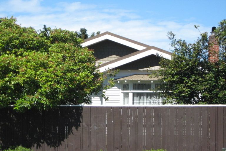 Photo of property in 70 North Parade, Richmond, Christchurch, 8013