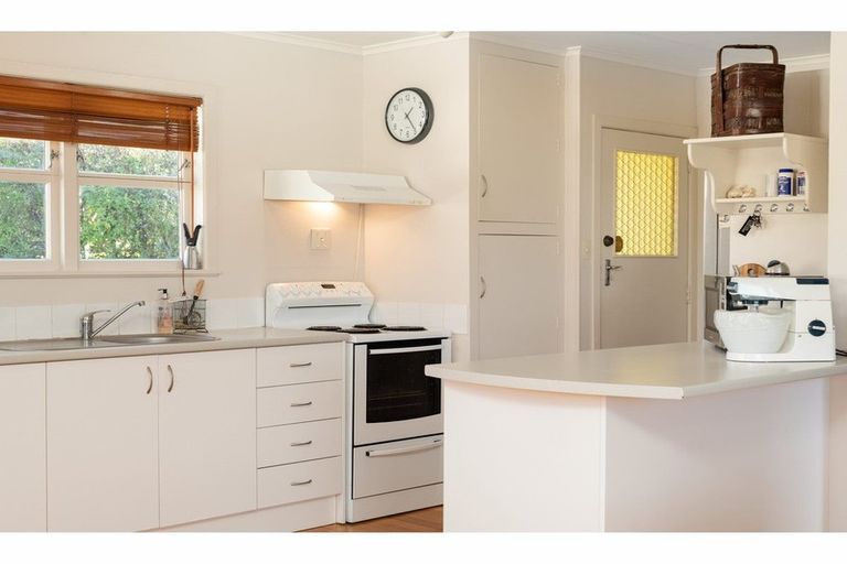 Photo of property in 22a Oriana Crescent, Bellevue, Tauranga, 3110