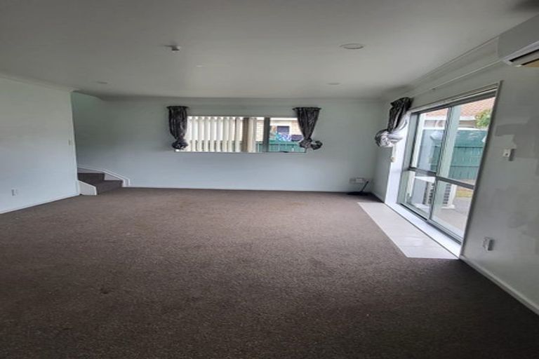 Photo of property in 61c Kayes Road, Pukekohe, 2120