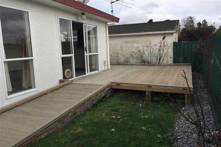 Photo of property in 3/26 Taupata Street, Stoke, Nelson, 7011