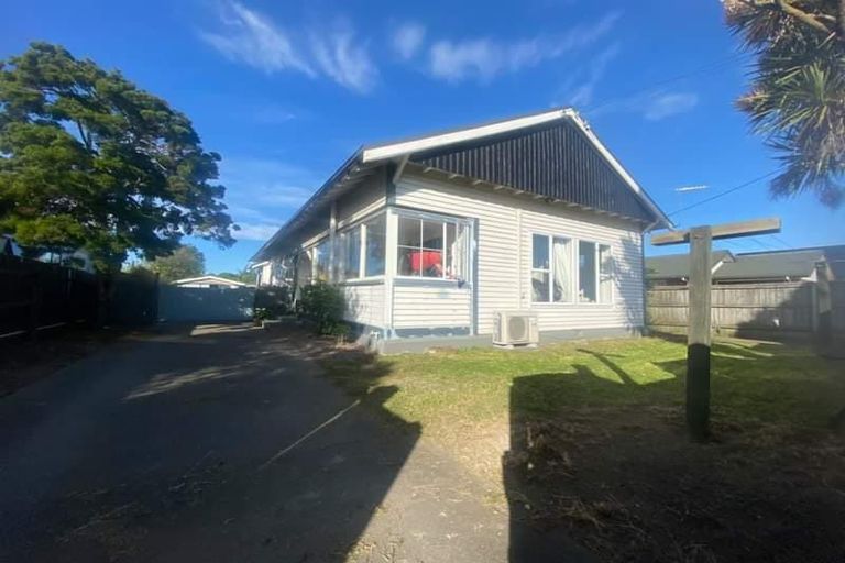 Photo of property in 2/75 Wildberry Street, Woolston, Christchurch, 8023
