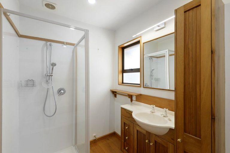 Photo of property in 52 Lambeth Crescent, Redwood, Christchurch, 8051