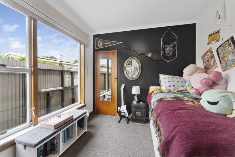 Photo of property in 9 Gavin Road, Raumati Beach, Paraparaumu, 5032