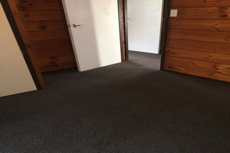 Photo of property in 3/89 Pinehaven Road, Pinehaven, Upper Hutt, 5019