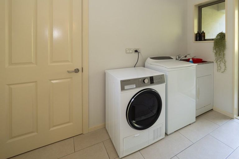 Photo of property in 208 Seafield Road, Elgin, Ashburton, 7772