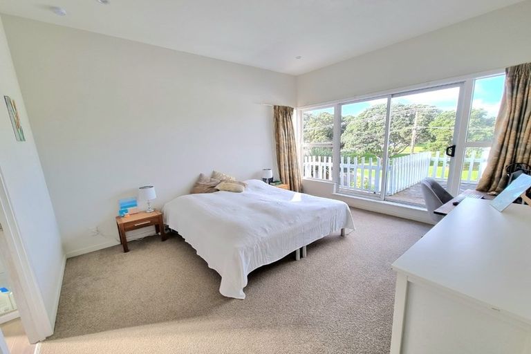 Photo of property in 12 Seabreeze Road, Narrow Neck, Auckland, 0624