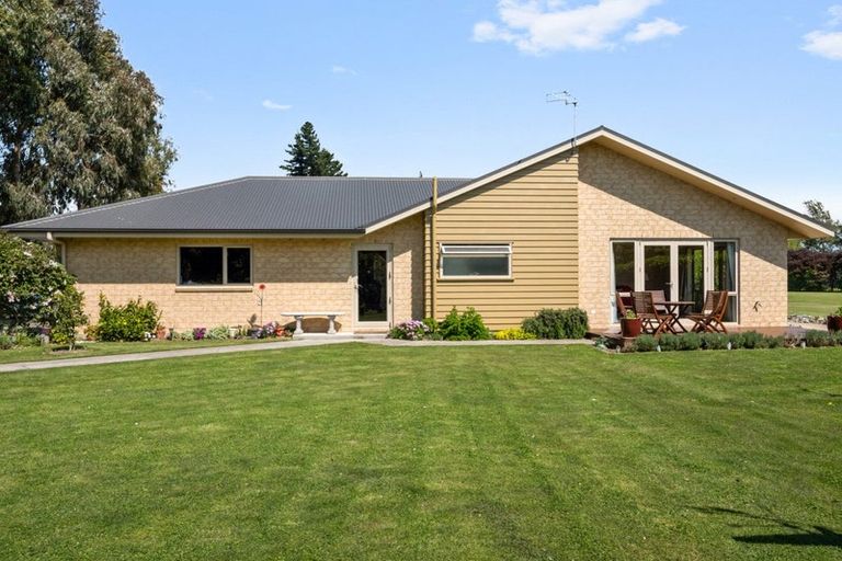 Photo of property in 30 Macdonalds Lane, Waikuku, Rangiora, 7473