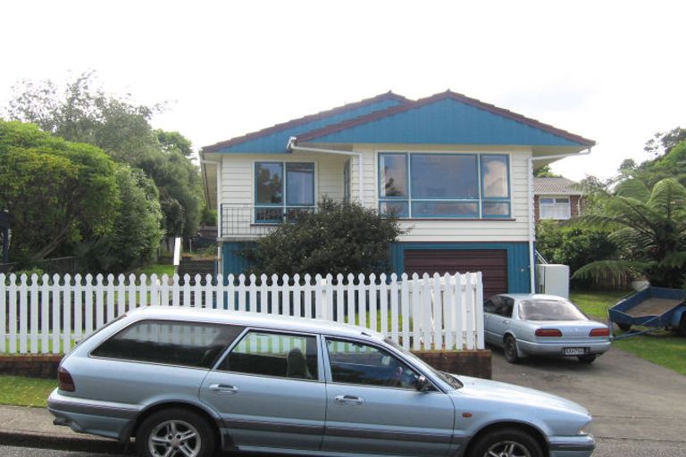 Photo of property in 4 Sunnyview Drive, Brown Owl, Upper Hutt, 5018