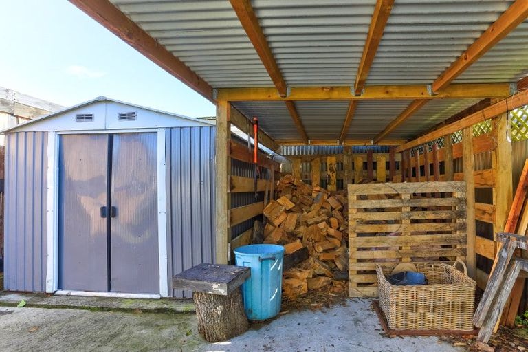 Photo of property in 6 Parkes Avenue, Saint Johns Hill, Whanganui, 4501