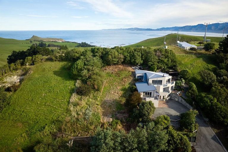 Photo of property in 4 Endeavour Place, Kaikoura, 7300