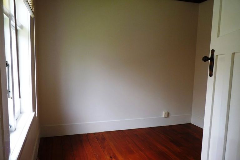 Photo of property in 62 St Michaels Avenue, Point Chevalier, Auckland, 1022