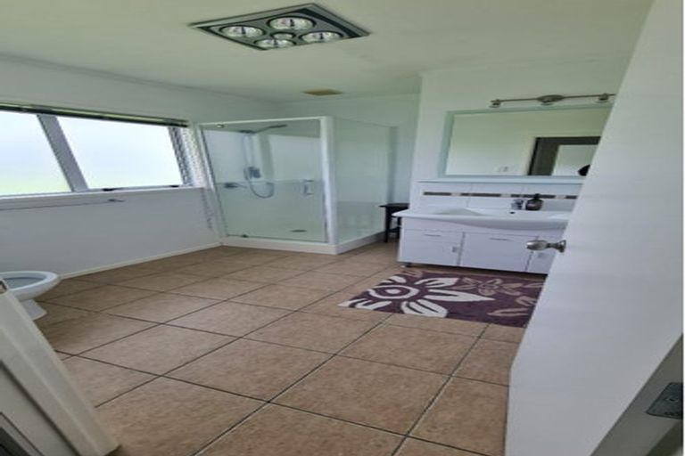 Photo of property in 10 Trust Place, Sunnyhills, Auckland, 2010