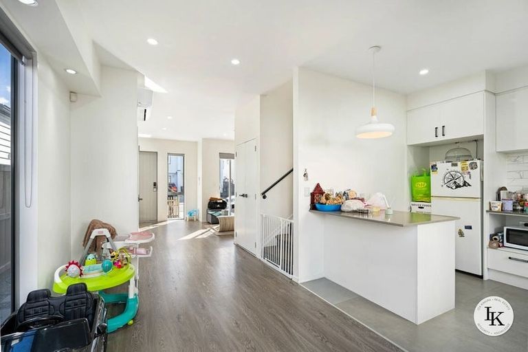 Photo of property in 44 Tumu Road, Papakura, 2110