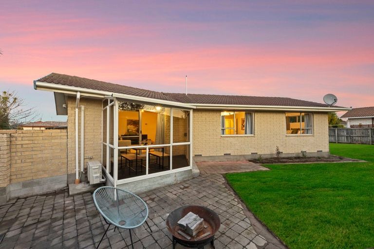 Photo of property in 75 Glenmore Avenue, Casebrook, Christchurch, 8051