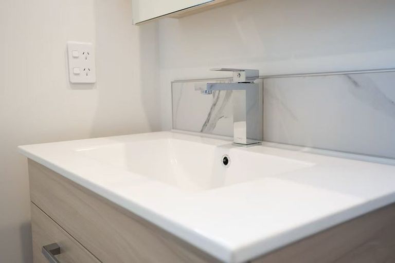 Photo of property in 3/3 Johnston Grove, Taita, Lower Hutt, 5011