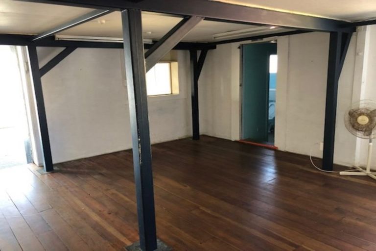 Photo of property in 155 Grey Street, Palmerston North, 4410