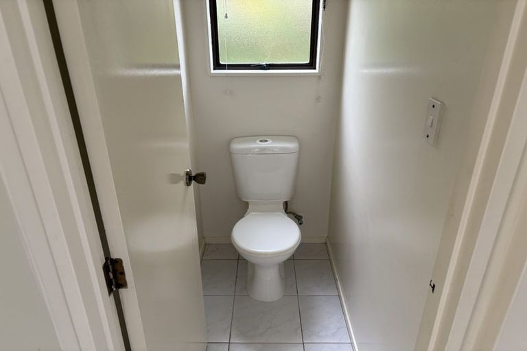 Photo of property in 1/112 Stredwick Drive, Torbay, Auckland, 0630