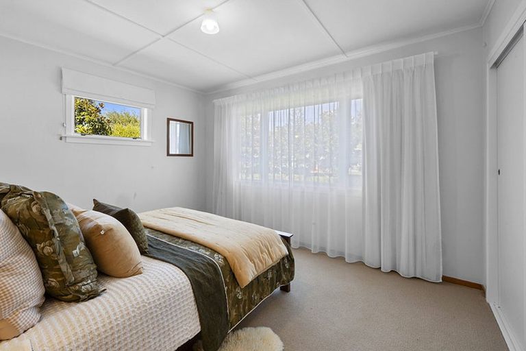 Photo of property in 1 Clyde Street, Ferndale, New Plymouth, 4310