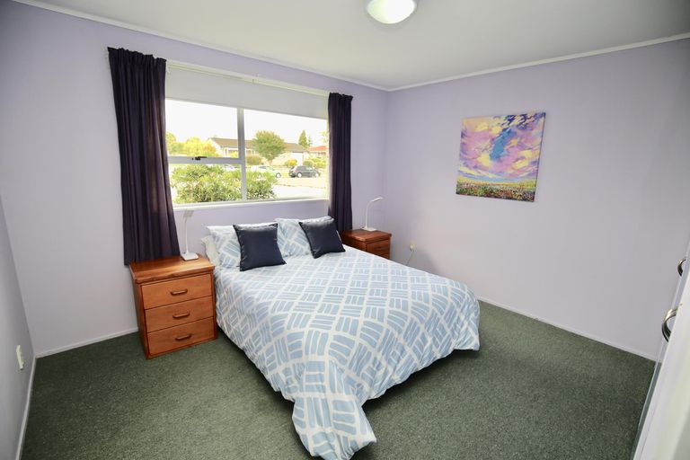 Photo of property in 15a Sandalwood Drive, Dinsdale, Hamilton, 3204