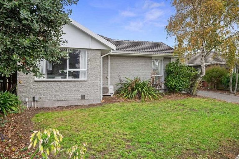 Photo of property in 92 Hay Street, Bromley, Christchurch, 8062