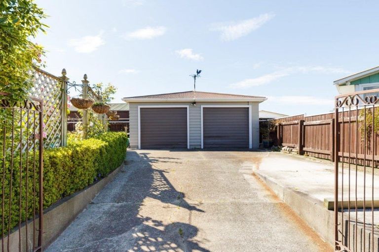 Photo of property in 32 Langley Avenue, Milson, Palmerston North, 4414