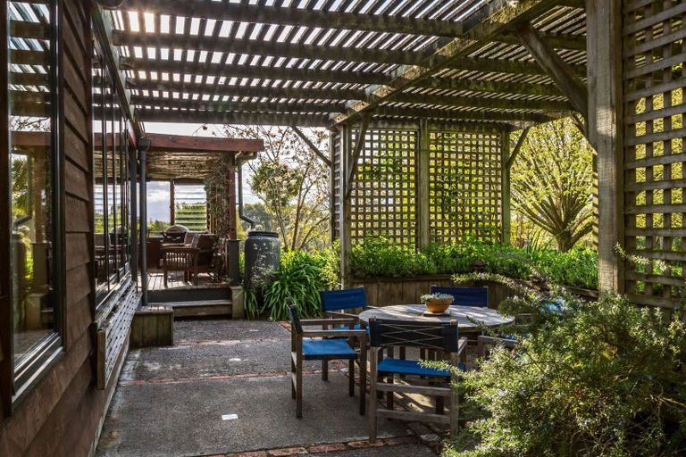 Photo of property in 620 Te Whiti Road, Te Whiti, Masterton, 5884