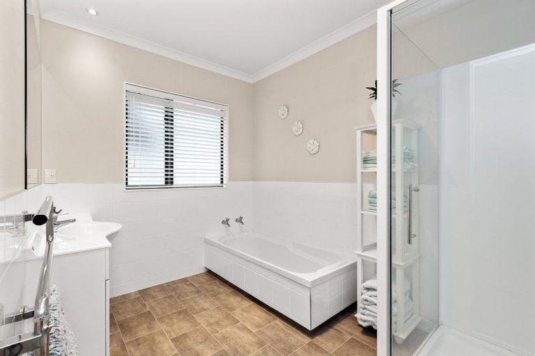 Photo of property in 15a Moeller Street, Taradale, Napier, 4112