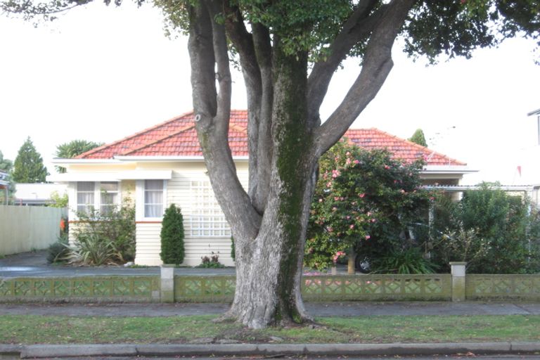 Photo of property in 1/34 Nuffield Avenue, Marewa, Napier, 4110