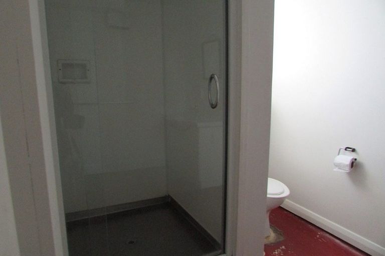 Photo of property in 2 Hawkhurst Road, Lyttelton, 8082